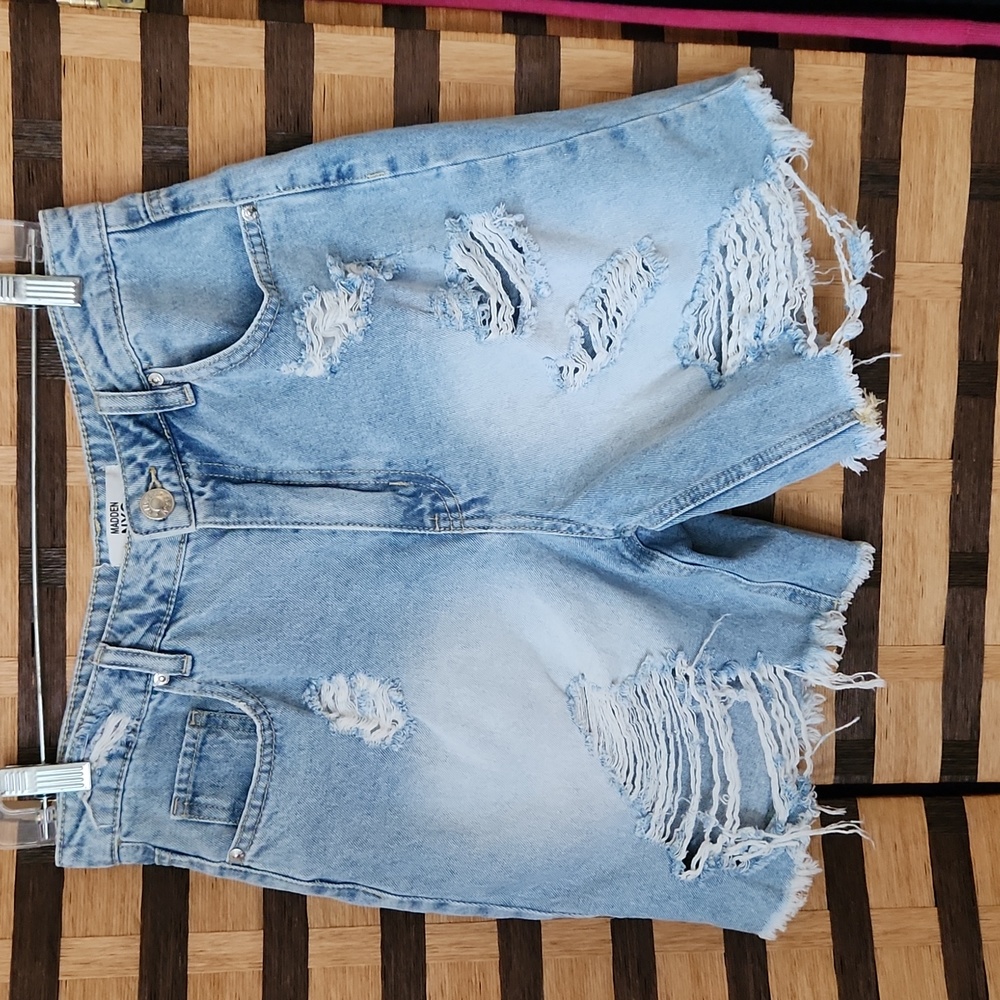 Madden NYC hi rise ripped look shorts